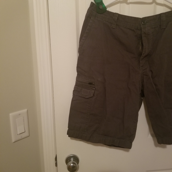 Eddie Bauer Shorts - Picture 3 of 4
